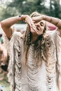Ancient Trance Festival Marcela Kamanis-09957 Kopie Tanzende Frau Hippe Festival Fotografie Ancient Trance Taucha