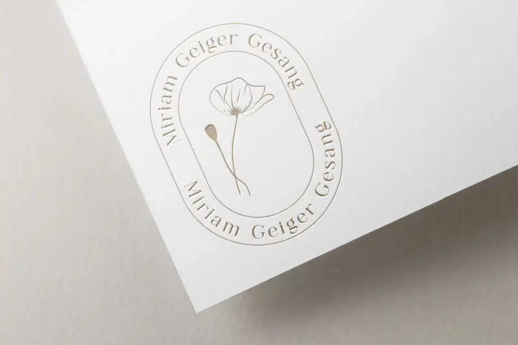 Miriam geiger Logo svg+xml;charset=utf -Design