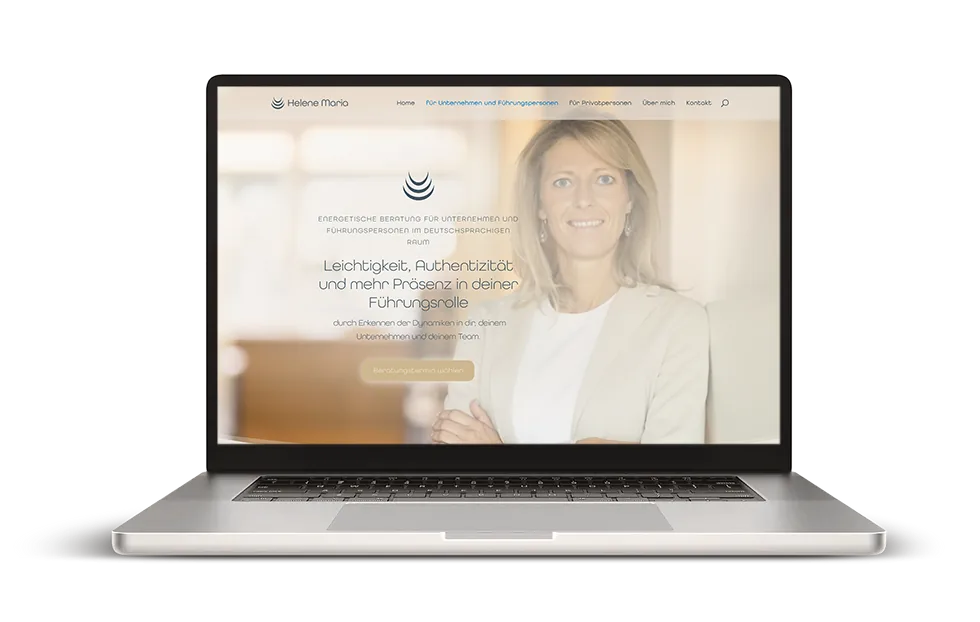 Webdesign für energetische Business-Beratung – Startseite von Helene Maria Pongratz auf dem Laptop